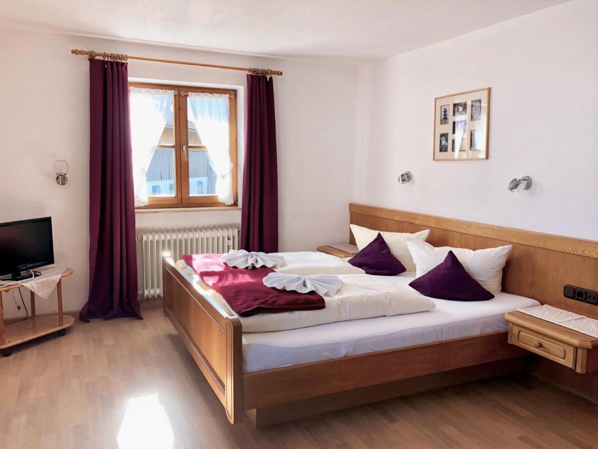 Gaestehaus Seeklause Schwangau Ruang foto